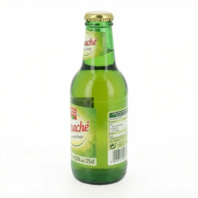 Vue de latérale de la bouteille en verre vert de bière Panaché Belle France 25 cl, coiffée d'une capsule dorée.