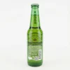 Vue arrière de la BIERRE EN BOUTEILLE HEINEKEN 33 CL dans sa bouteille en verre vert, montrant son étiquette informative.