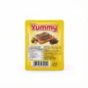 Vue de face du CHOCOLAT YUMMY 14G 72 dans son emballage carré et individuel en plastique jaune vif.