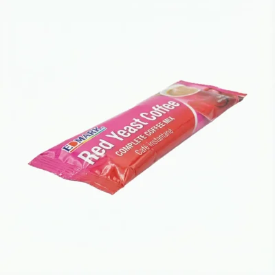 Vue de latérale du sachet rose et rouge brillant du café EDMARK RED YEAST COFFEE20 EN PIECE, sur un fond entièrement blanc.