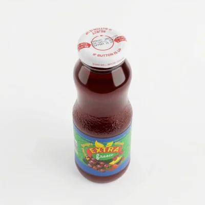Vue dessus briquette fruits rouges Extra Fresco paille intacte